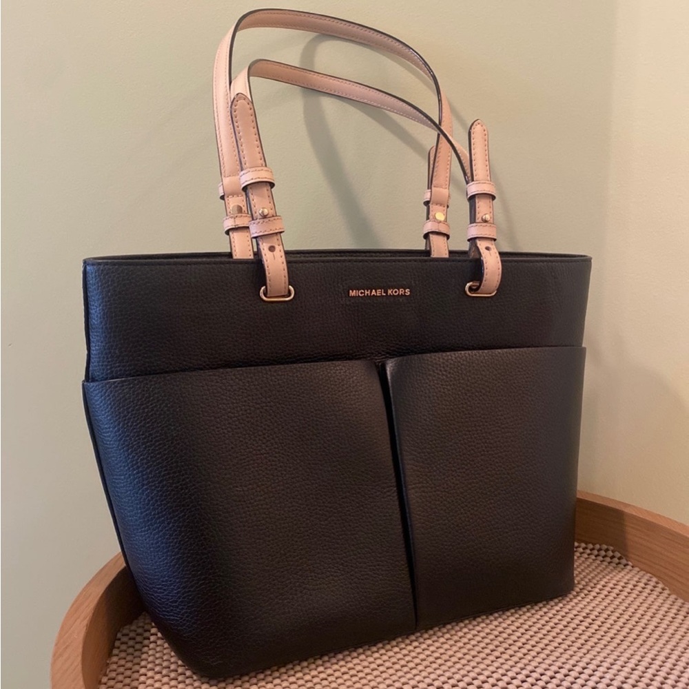 Michael Kors Bedford Medium Pebbled Leather Tote